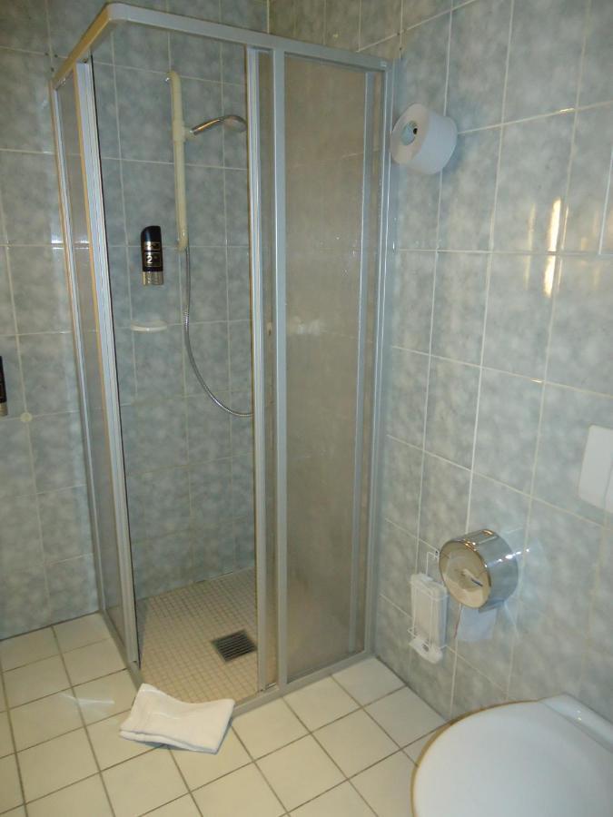 Hotel Und Rasthof Avus Berlin Ruang foto